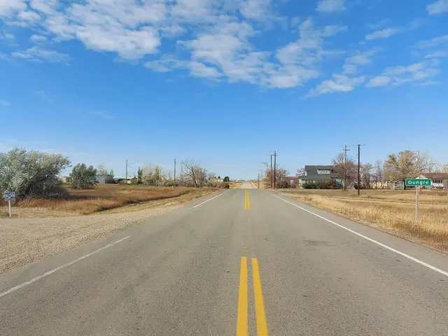 Highway 18 through Oungre